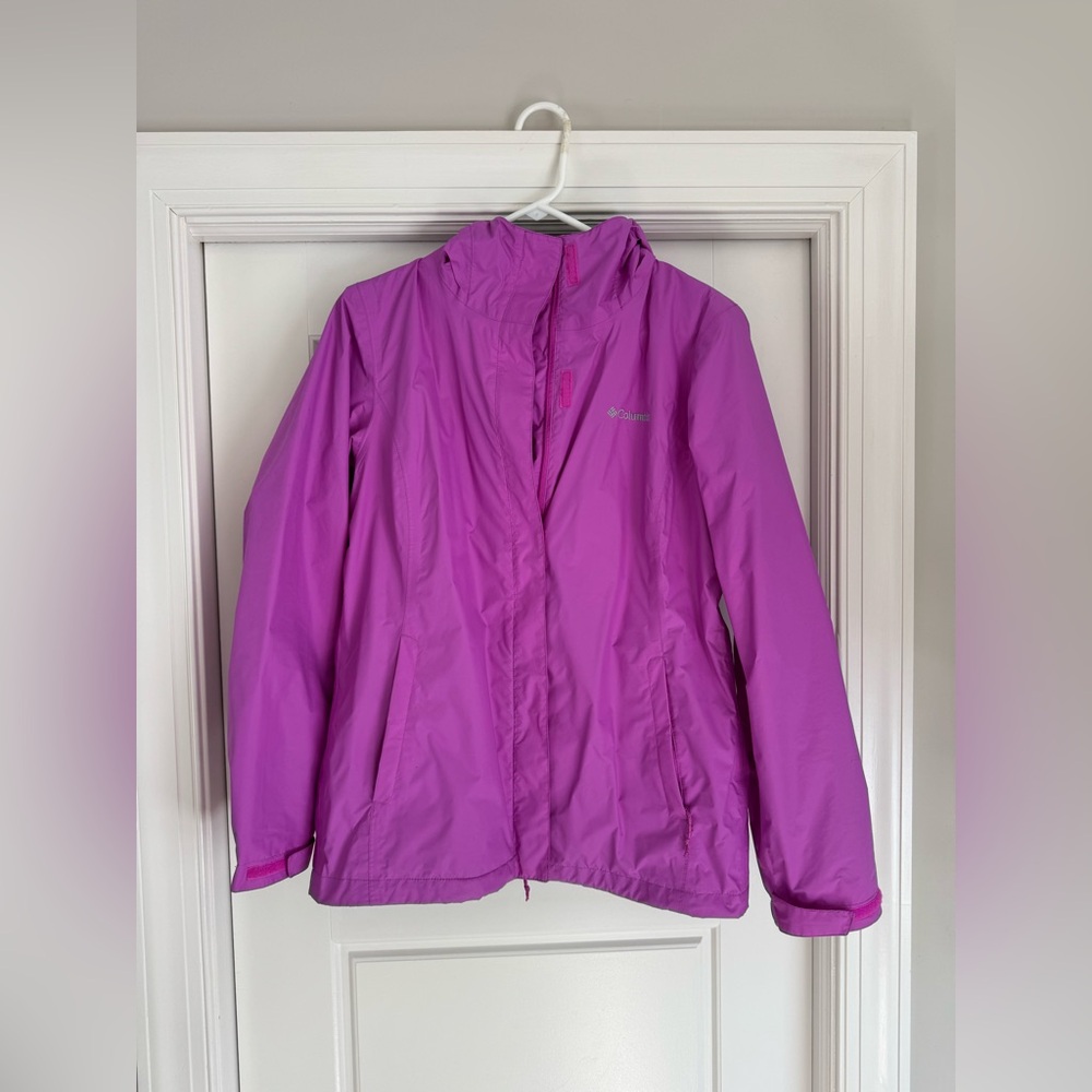 Columbia Women’s Arcadia Hooded Rain Jacket - Medium - Pink/Purple